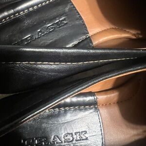 Trask Men's 10 1/2  Black and Tan Leather Loafers
